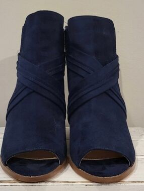 Journee Collection Sabeena Wedge Heels